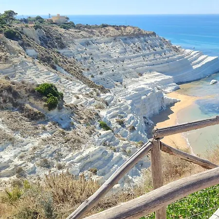 Il Museo Di Teresa Piazza Del Teatro
