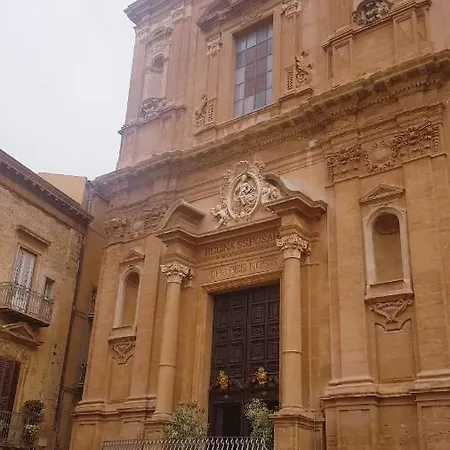 Il Museo Di Teresa Piazza Del Teatro Ferienhaus *