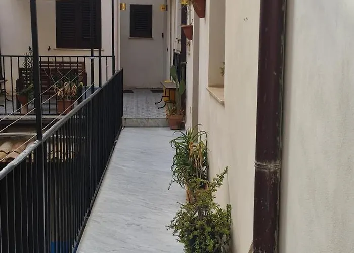 Il Museo Di Teresa Piazza Del Teatro Feriehus *