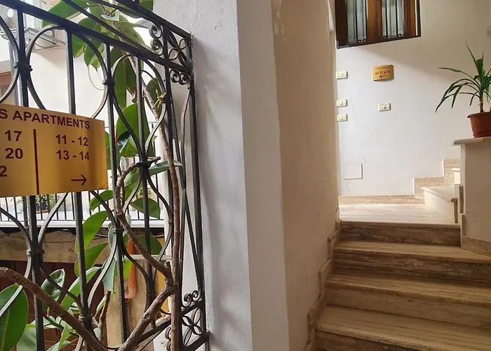 Il Museo Di Teresa Piazza Del Teatro אגריג'נטו